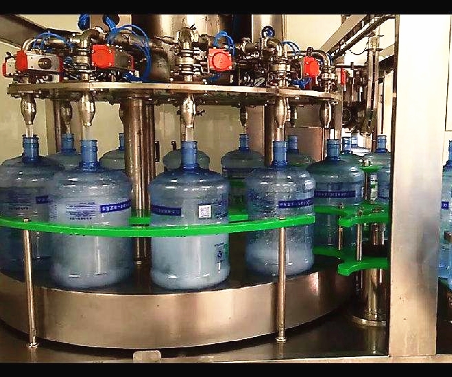 Garis pengisian air 5 galon