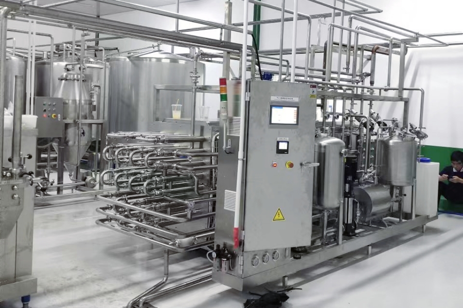 Negara mana yang mengetuai pengeluaran susu?