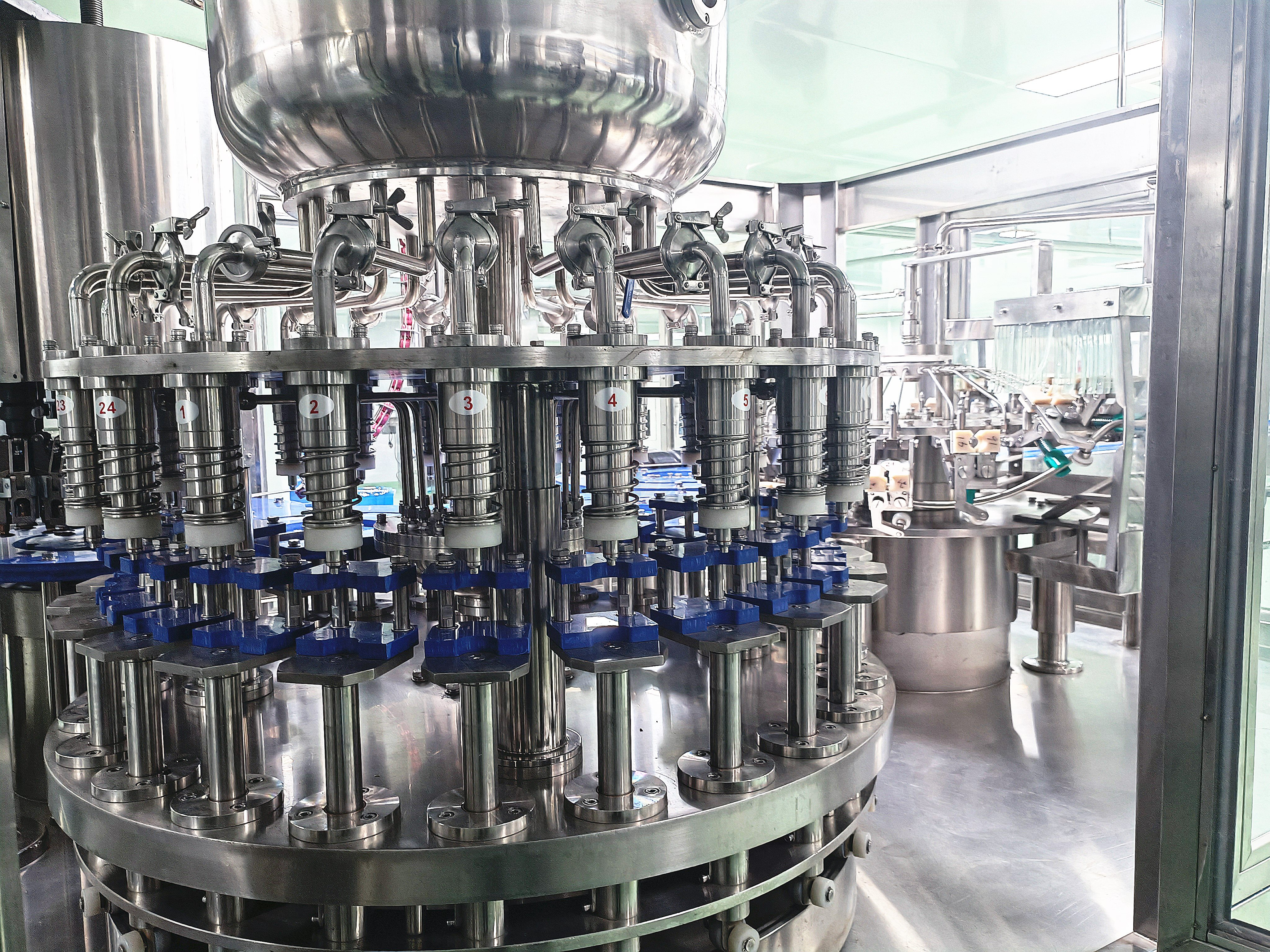 Apakah kelebihan mesin pengisian kadbod aseptik?